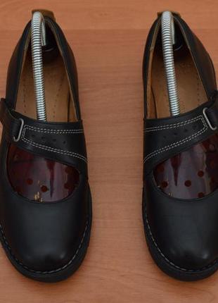 Чорні шкіряні босоніжки, туфлі, кеди, кросівки clarks, 38 розмір. оригінал6 фото