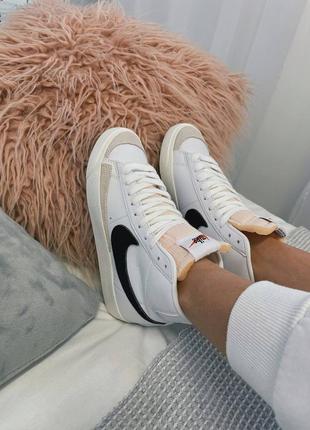 Nike blazer mid 77 vintage white black, круті жіночі демісезонні кросівки найк