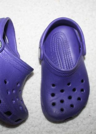 Кроксы фирмы crocs размер 6-7 по стельке 15 см.2 фото