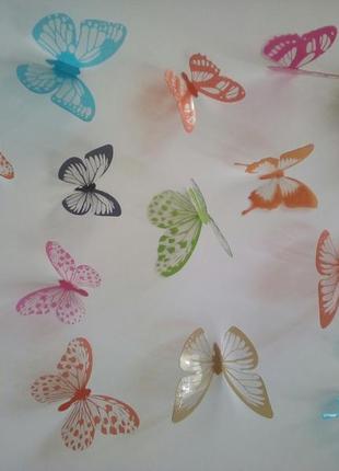 Красиві напівпрозорі метелики з пластику для декору6 фото
