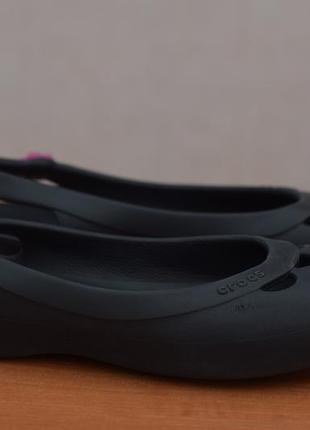 Чорні босоніжки, сандалі, шльопанці crocs, 38.5 розмір. оригінал1 фото