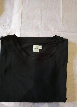 Asos футболка з,м,xxl xxxl відмінна якість країна - ізгот мадагаскар є високий зріст7 фото