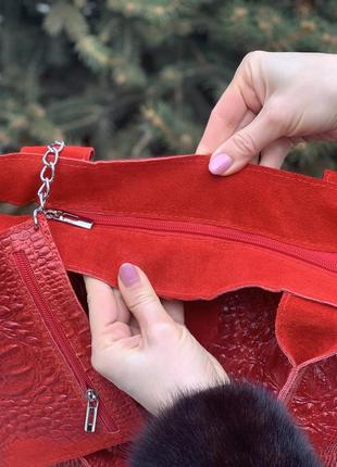 Замшевая красная сумка с принтом под крокодила, италия, цвета в ассортименте4 фото