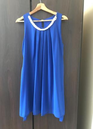 Чудове святкове плаття.