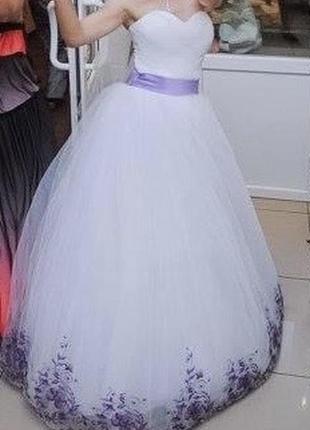 Продаю весільне плаття