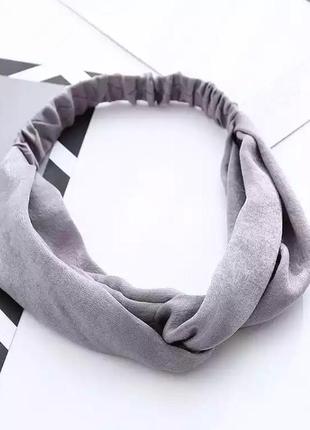 Жіноча пов'язка на голову
