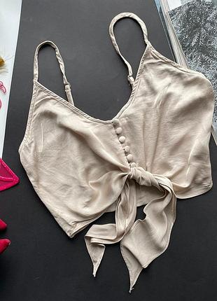 👚чудесный бежевый топ тонкие бретельки/лёгкий телесный кроп-топ с пуговицами на завязках 👚