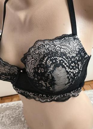 Шикарний бюстгалтер бра