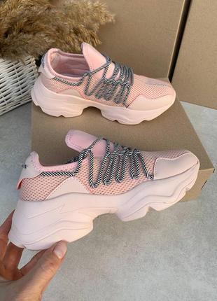 Женские стильные кроссовки на шнурках цвет пудра розовые2 фото