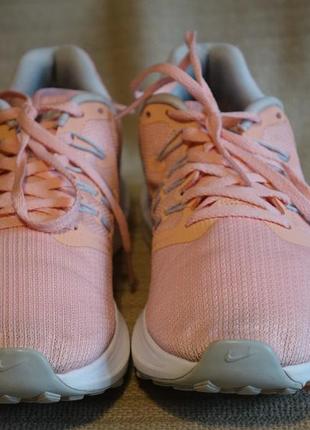 Легкі бігові кросівки персикового кольору nike swift run running 40 1/2 р.2 фото