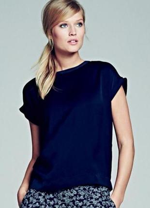 Дуже гарна і стильна брендовий блузка чорного кольору...100% віскоза 20.