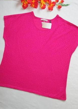 Суперова фактурна ажурна футболка батал кольору фуксії anthology.