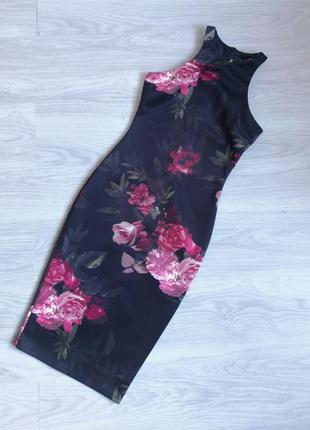 Шикарное чёрное платье миди в цветы1 фото