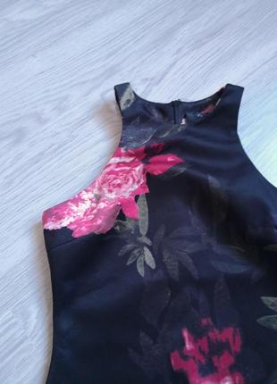 Шикарное чёрное платье миди в цветы2 фото