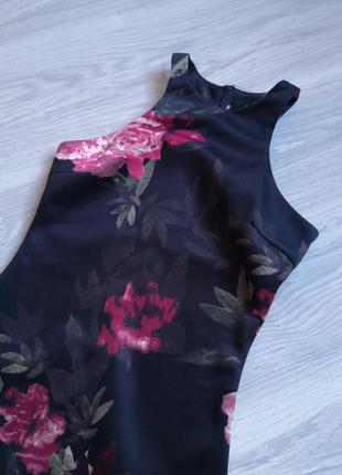 Шикарное чёрное платье миди в цветы3 фото