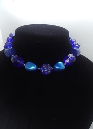 Ярко синий чокер,  пластик бусы