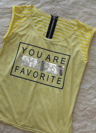Жовта футболка-безрукавка