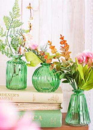 Декоративні вази зі скла для сухоцвітів чи інших дрібних квіточок