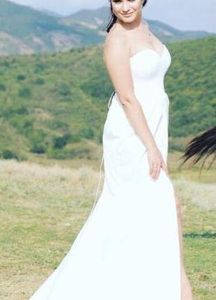 Идеальное и утонченное свадебное платье4 фото