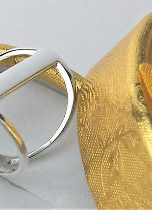 Кольцо перстень серебро 925 проба 4,09 грамма 17.5 размер
