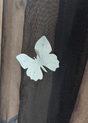 Тюль чорна микросетка, з білими метеликами5 фото