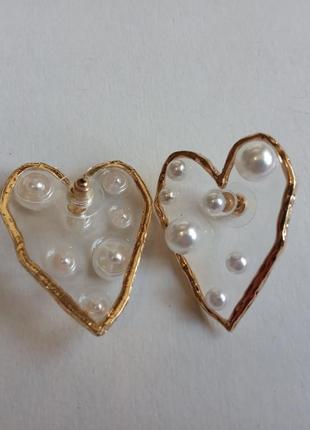 Сережки прозорі сердечка з перловим намистом ексклюзив пусети5 фото