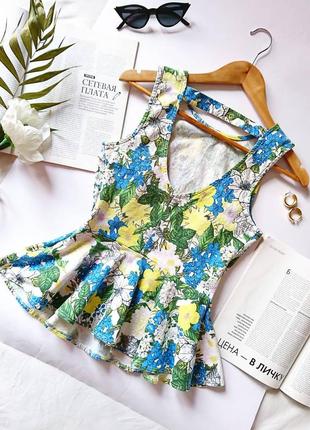 Нежный коттоновый топ/блуза в цветы 💐 с баской river island, на р. s 💔