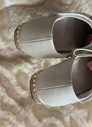 Туфлі на дівчинку балетки босоніжки 3