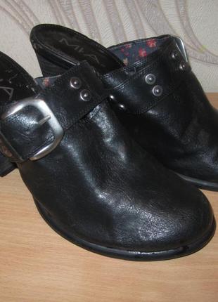 Продам кожаные туфли с открытой пяткой фирмы mia 40 размера3 фото
