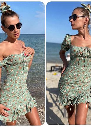 Стильное платье