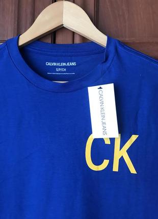 Футболка calvin klein jeans s. оригинал2 фото