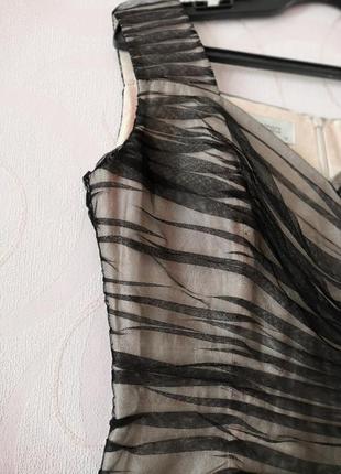 Пудровое коктейльное платье с черным фатином3 фото