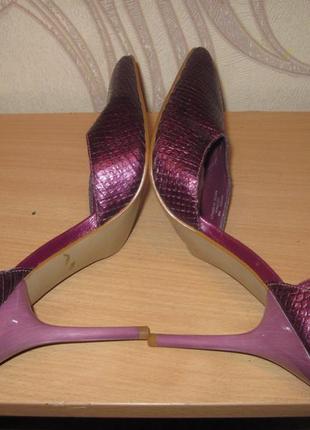 Продам кожаные туфли фирмы carlos santana 37,5 размера6 фото