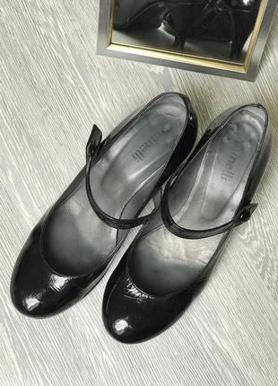 Туфли кожаные на каблуке (набойки в подарок)🎁1 фото