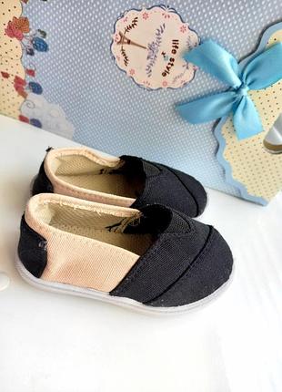 Взуття сліпони пінетки на 11,5 см