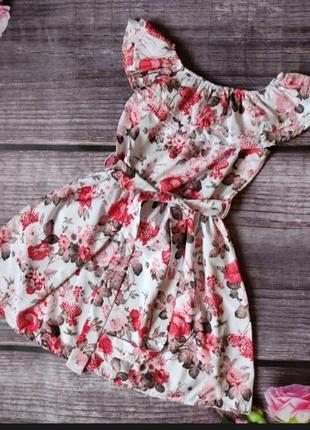 Плаття,сарафан на дівчинку