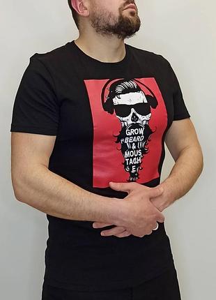 Футболка much more