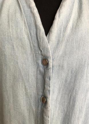 Очень эффектная джинсовая блузка3 фото