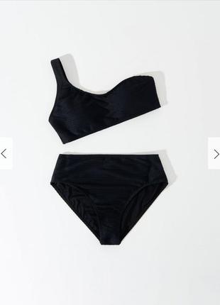 Купальник чорний плавки завищені house