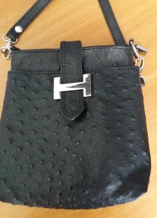 Двухсторонняя сумочка кроссбоди из страусиной кожи италия1 фото