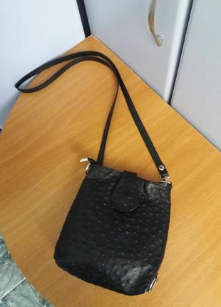 Двухсторонняя сумочка кроссбоди из страусиной кожи италия3 фото