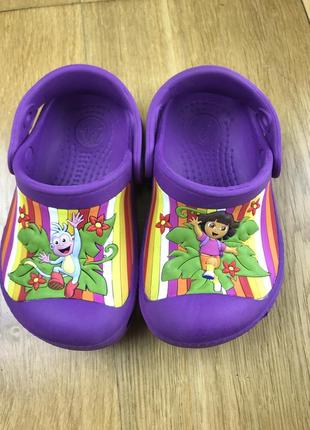 Детские босоножки crocs dora4 фото