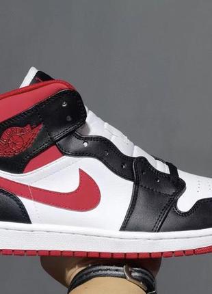 Jordan 1 mid "gym red"