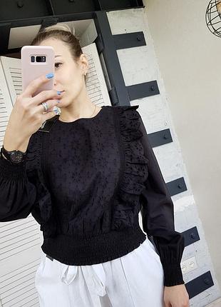 Черная блуза с вышивкой " прошва "