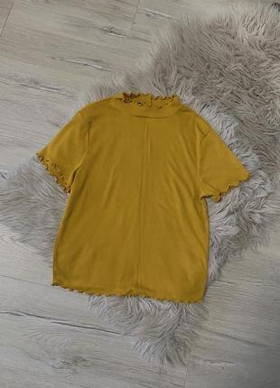 Гарна футболочка