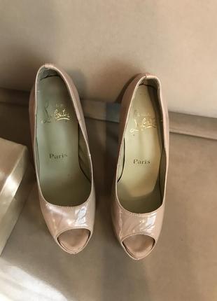 Туфли босоножки christian louboutin3 фото