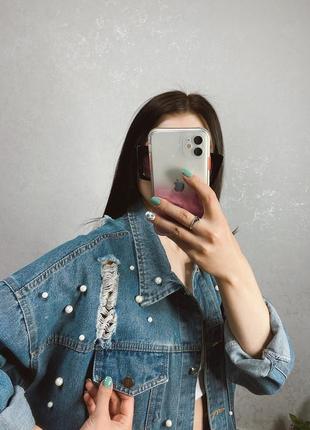 Стильная джинсовая куртка с бусинками