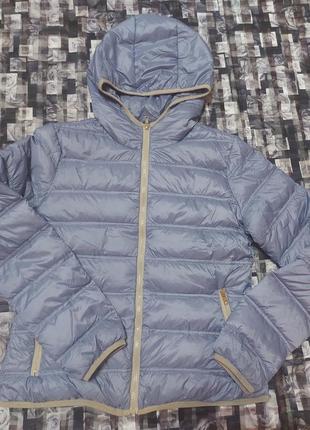 Жіноча куртка -пуховик з капюшоном