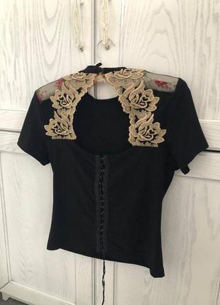 Футболка-корсет