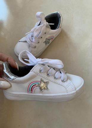 Білі, модні кеди mothercare